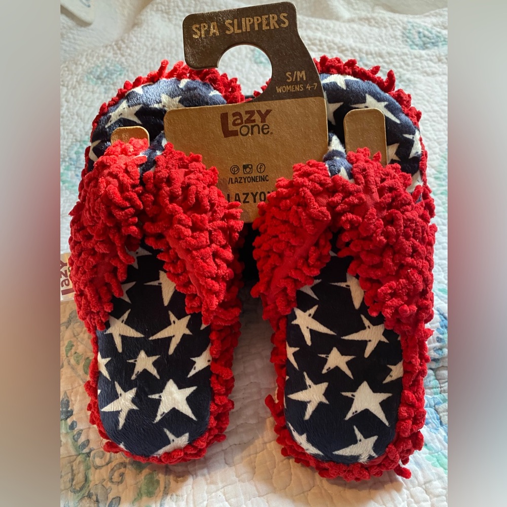 NWTS Lazy One Stars Spa Slippers Size S/M